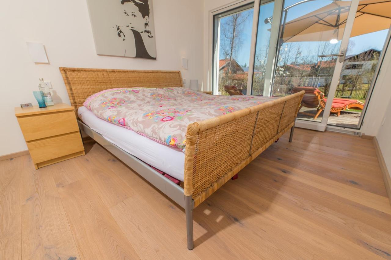 Helle Wohnung Mit Bergblick & Eigener Terrasse Bad Tölz Zewnętrze zdjęcie